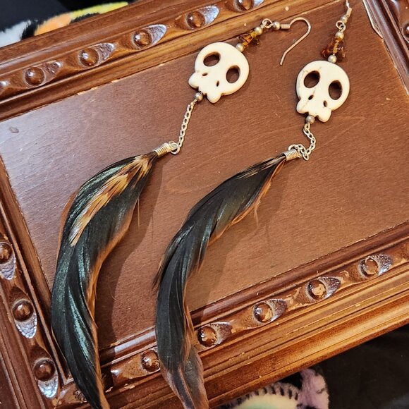 Feather & Bone Skull Earrings - Picture 3 of 3